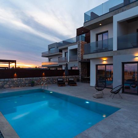 Amara Luxury Villas ลาคาเนีย ภายนอก รูปภาพ