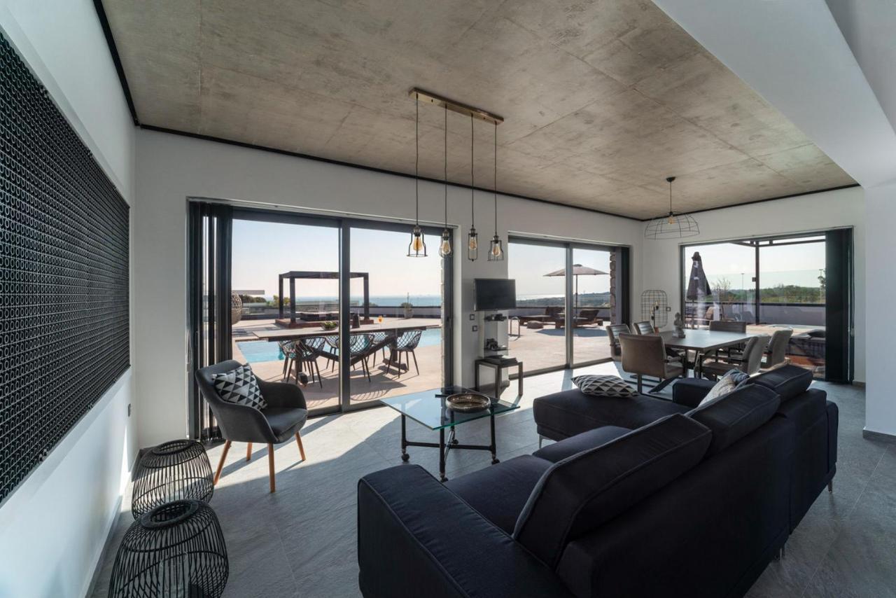 Amara Luxury Villas ลาคาเนีย ภายนอก รูปภาพ